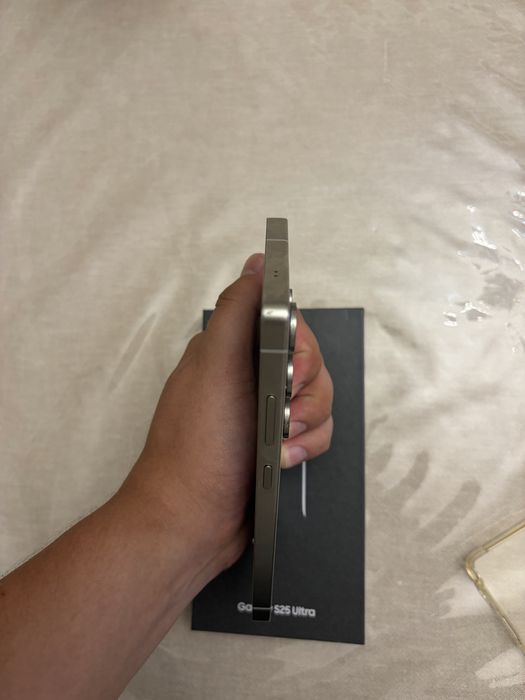 Samsung S25 ultra 256gb