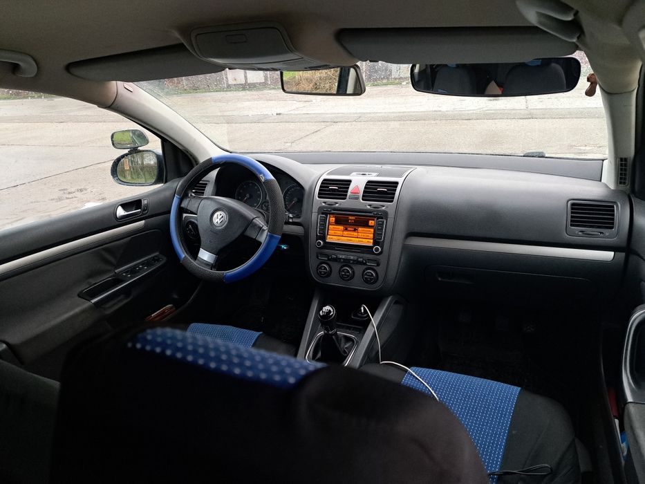 VW Golf 5 sau schimb