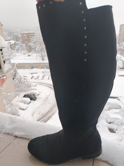 Ниски ботуши тип чизми 39 номер