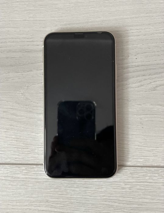 Iphone 11 в идеалным сос
