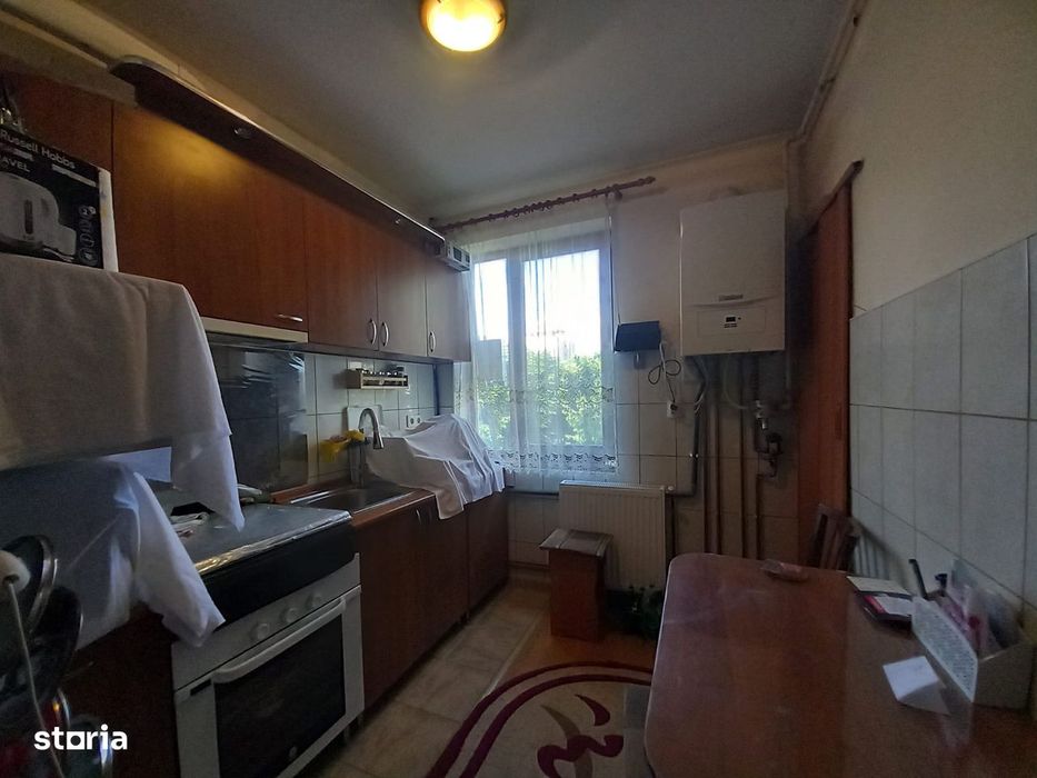 Ultracentral -G. Cosbuc, Aleea cu castani, ap. 2 camere, etaj bun !!