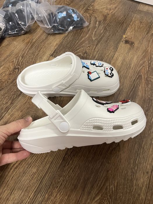 Медицинские кроксы