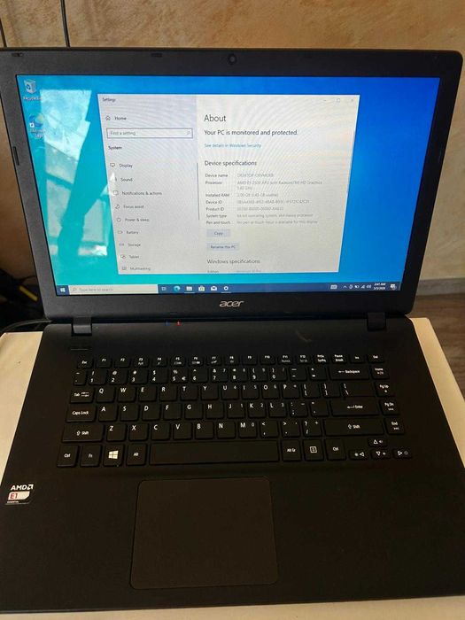 Laptop Acer Aspire ES1 Ideal pentru Office & Școală