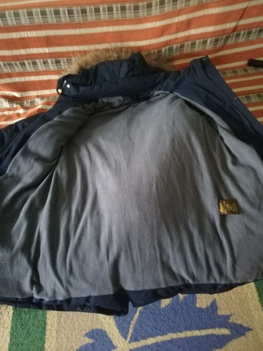 Продам . Детскую куртку.