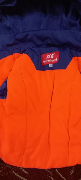 Продам детский комбинезон(куртка+штаны)