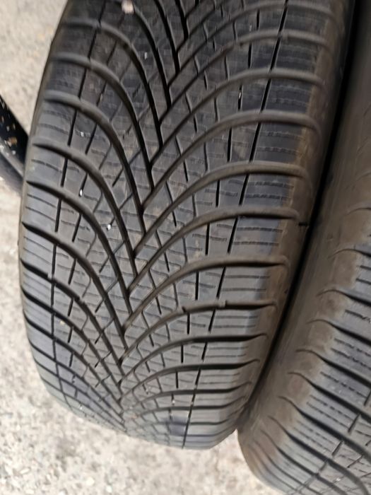 4бр.Всесезонни гуми 215/65/16-Dunlop за джип