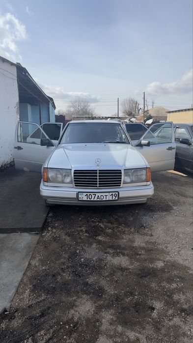 Мерседес бенз е230 2,3 автомат