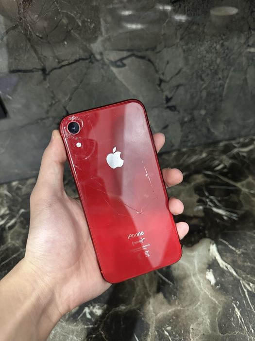iPhone xr 64гб красный