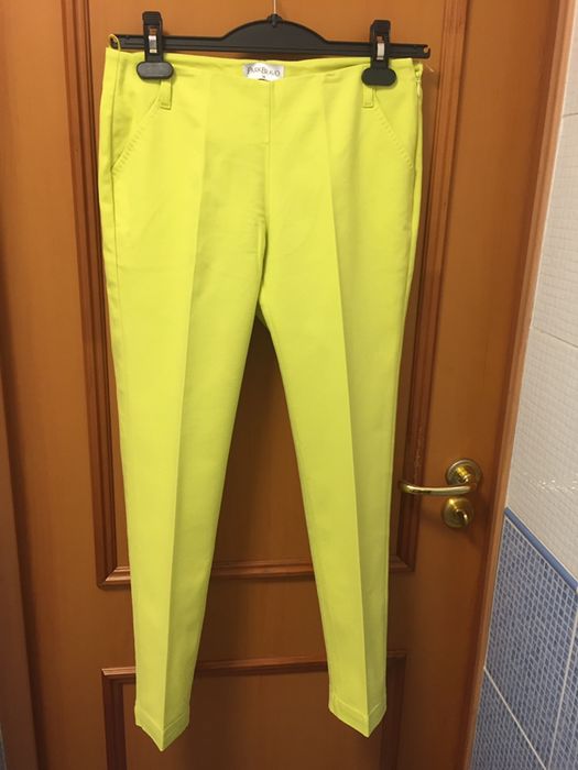 Вещи кофты, брюки оригиналы размер 42/44