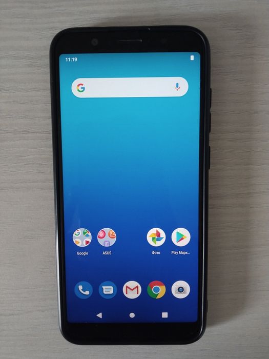 Смартфон Asus ZenFone Max Pro M1
