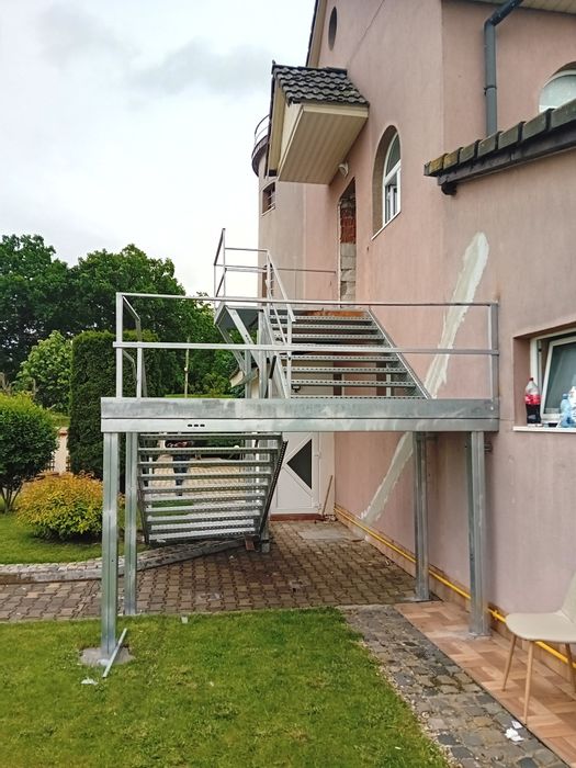 Scara metalica zincata 4mm grosime de incendiu