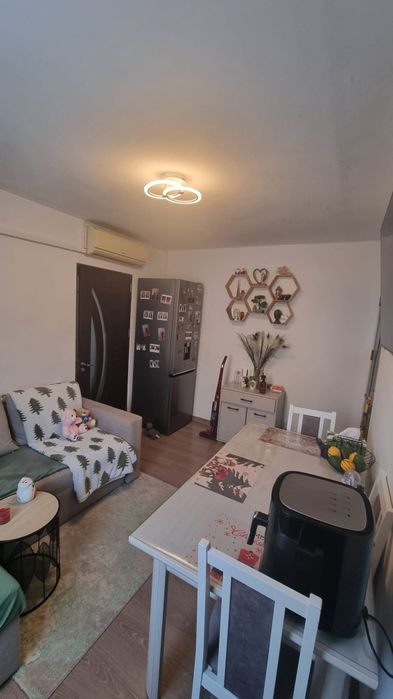 Apartament 3 camere Valea Rosie