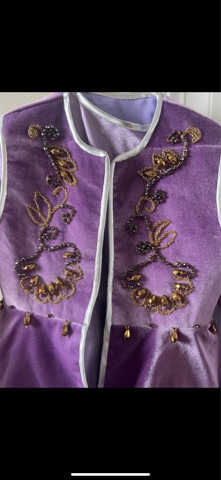 Продаю платья в национальном стиле для девочек