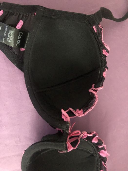 Черен сутиен на точки Marks & Spencer 32B