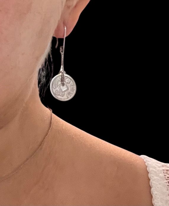 Серебряный комплект от Kenzo