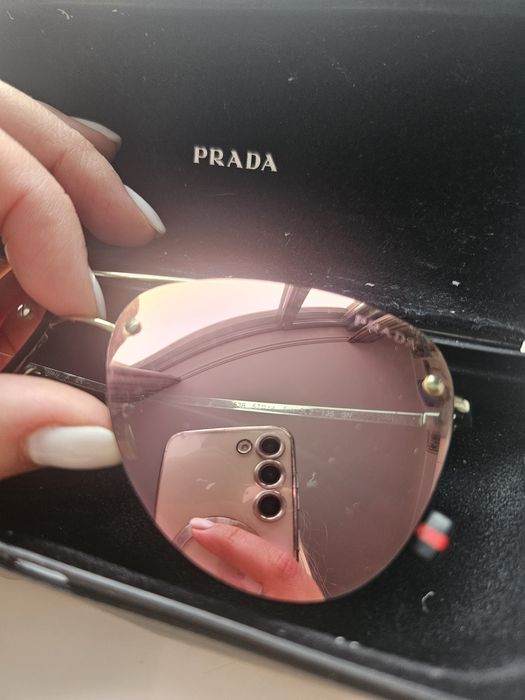 Слънчеви очила Prada