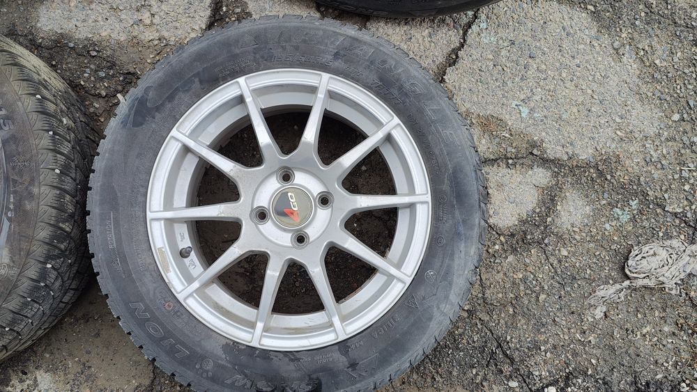 Продам титанки с резиной