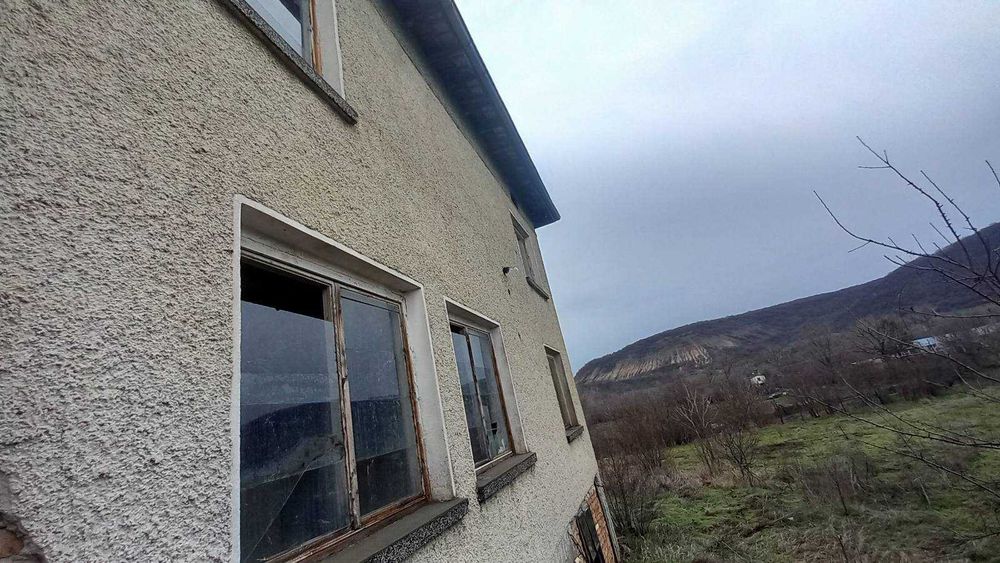 Продава се Къща в с. Дряновец, Област Разград - 150 кв.м за 113 €/кв.м - Снимка #1