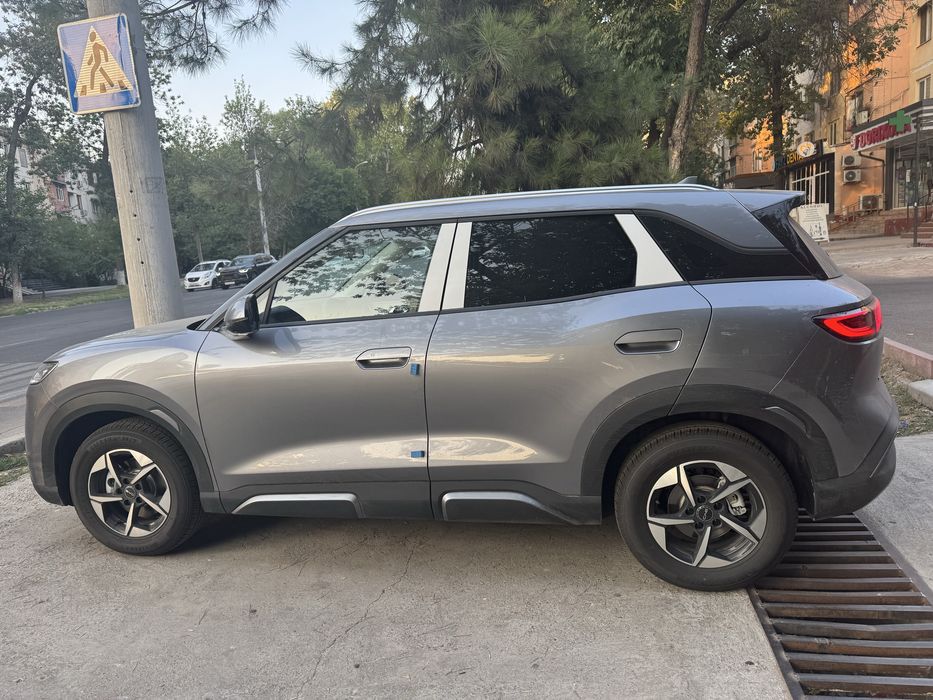 Suxoy Arenda BYD YUAN UP EV 401 KM Сухой Аренда