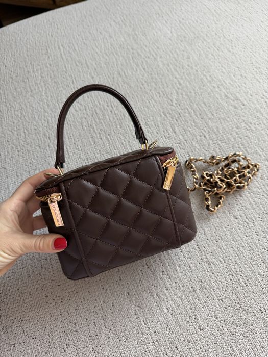Мини чантичка Chanel