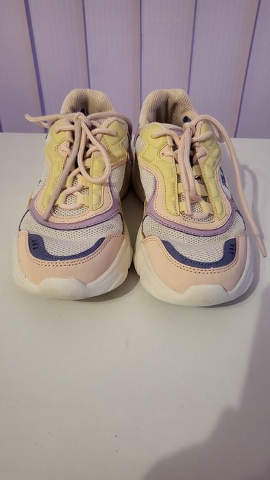 Маратонки Fila 35 номер