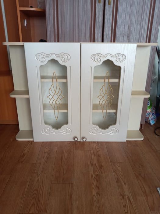 Продам шкаф навесной