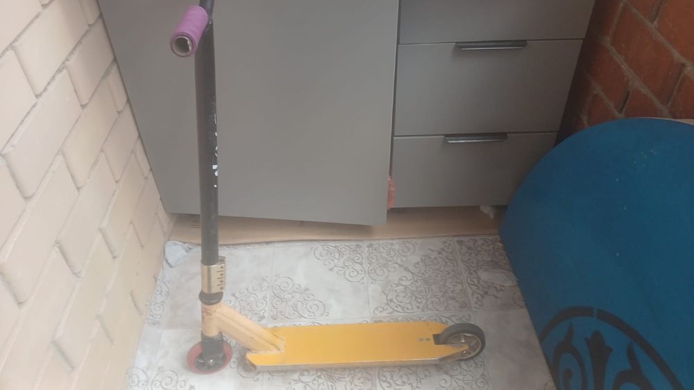 Продам самокат,в хорошем состояние