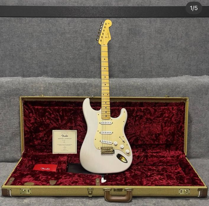 Fender custom shop Stratocaster 4000$