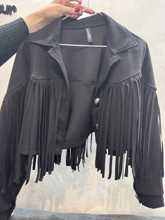 Пролетни яке