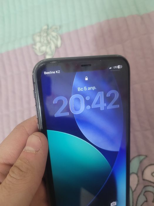 Iphone 11 продам
