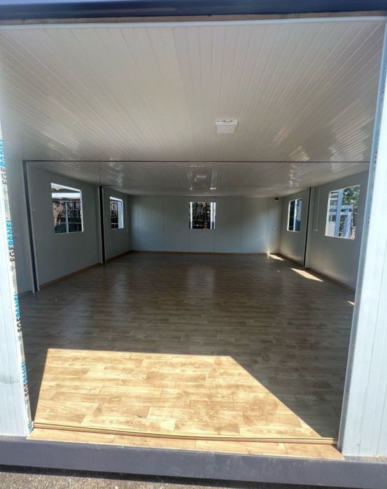 Vand containere modulare standarde la oferta