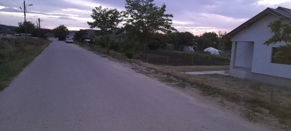 Casă de vânzare Șimnicu de Sus ( Izvor 9km de Craiova )