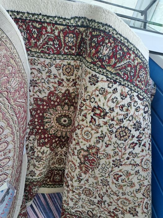 Ковры в хорошем состояний