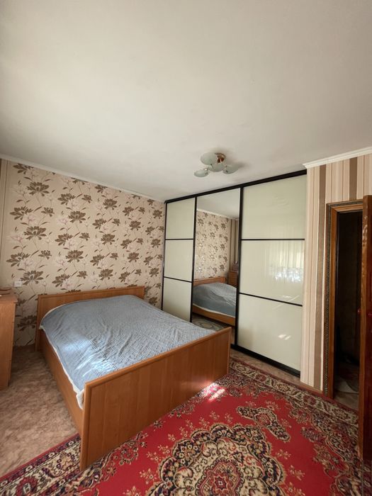 Продам 4-х комнатную квартиру
