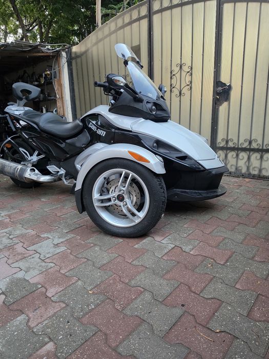 Vand Can Am Spyder RS -2009- AUTOMAT-PRET FIX! NU accept variante!