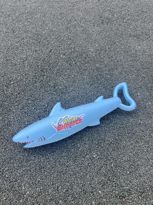 Водный пистолет