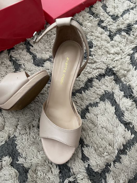 Боссоножки на каблуке