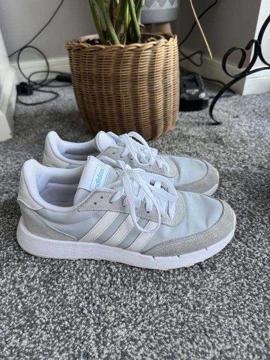 Adidas спортни обувки