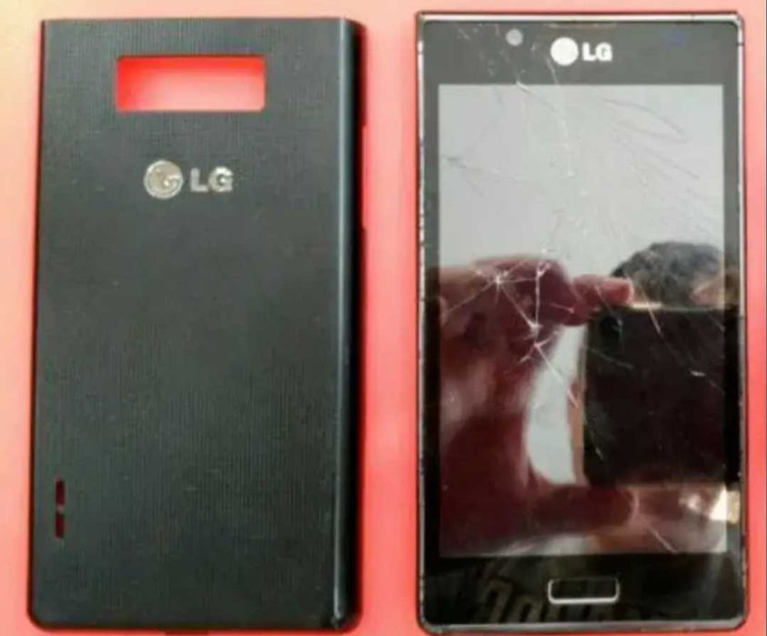 Telefon LG P700 Defect (display spart)