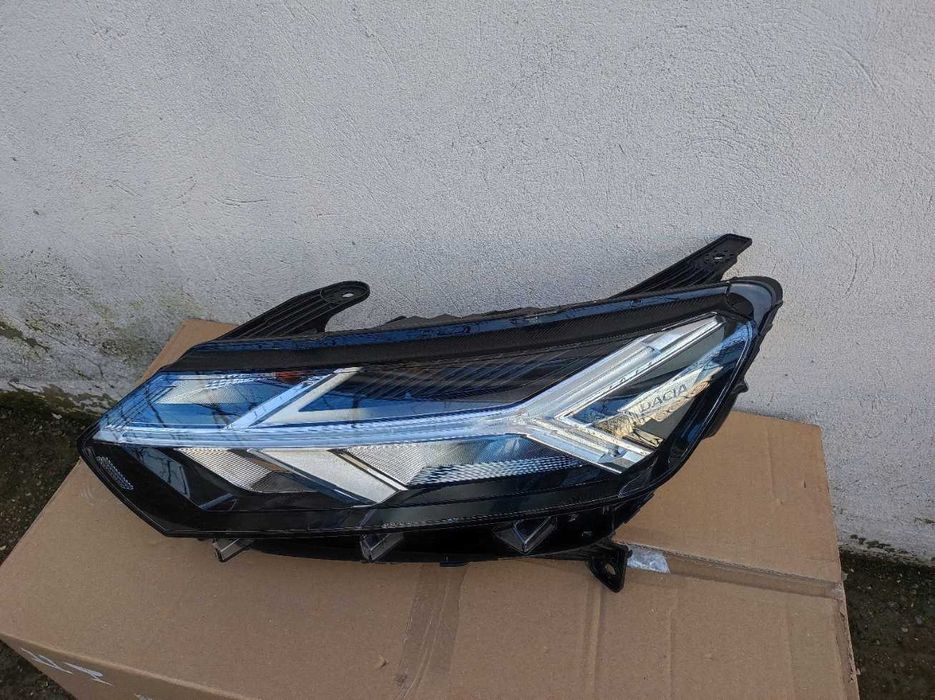 Far stanga Dacia Logan Sandero 3 Jogger 2019 2020 2021 2022