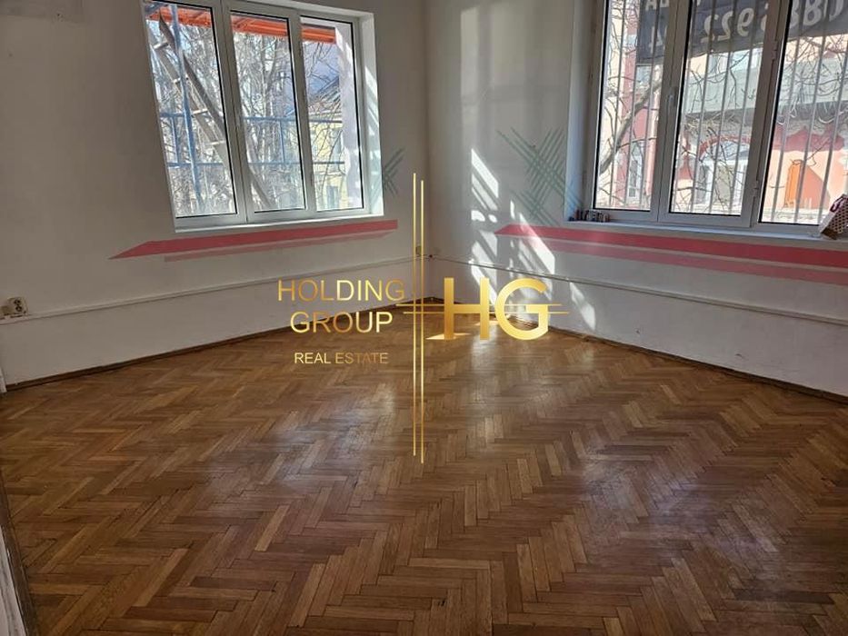 Продава се Многостаен апартамент в Варна, Операта - 130 кв.м за 2307 €/кв.м - Снимка #8