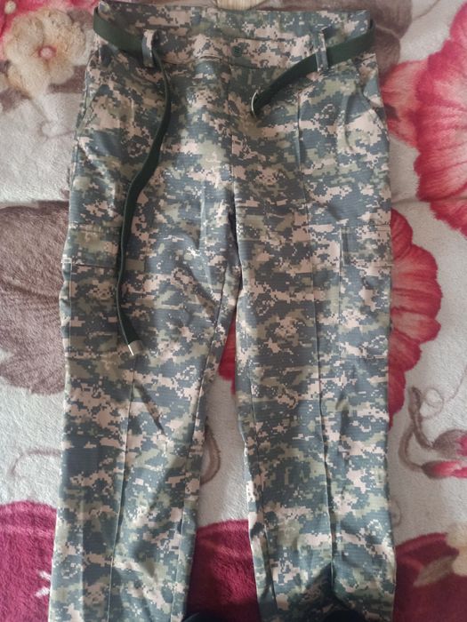 Продам военную спецодежду +дополнения к ней