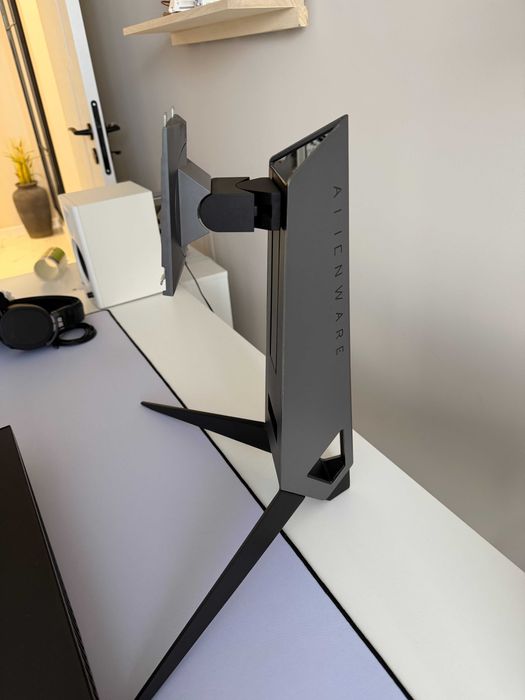 Gaming monitor ALIENWARE 25" 240hz
