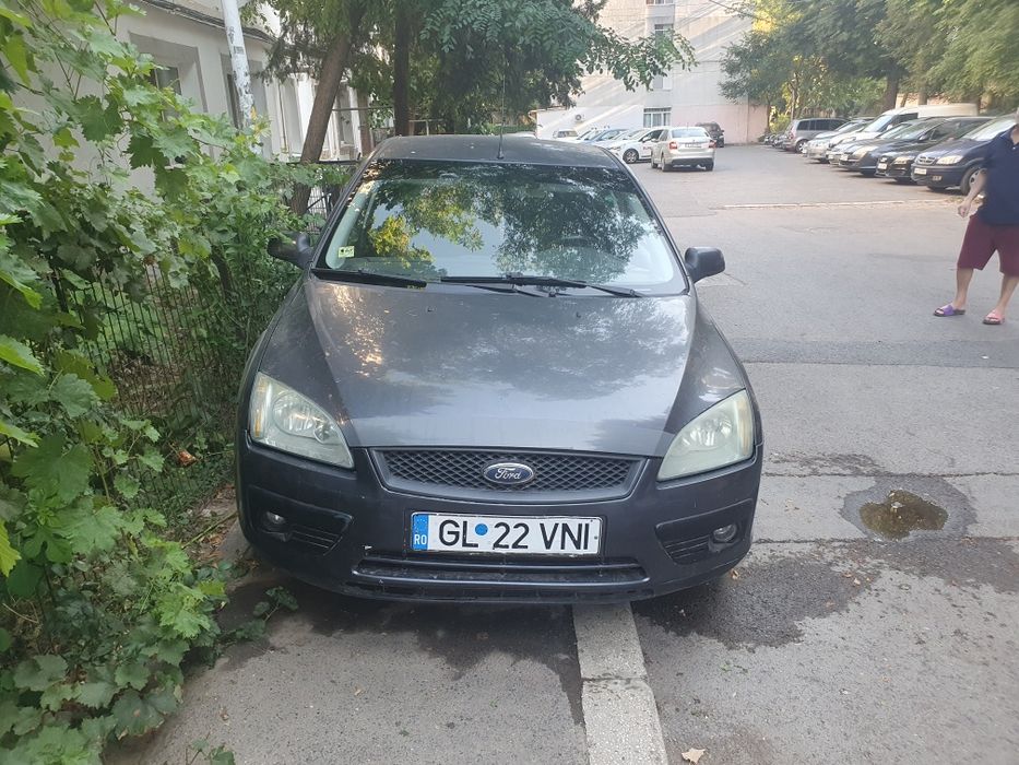 Vând ford focus 2