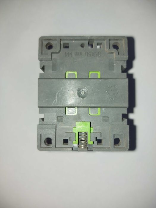 Mini-contactoar Noark Ex9CS12 01 3P 230V (101056) (folosit)