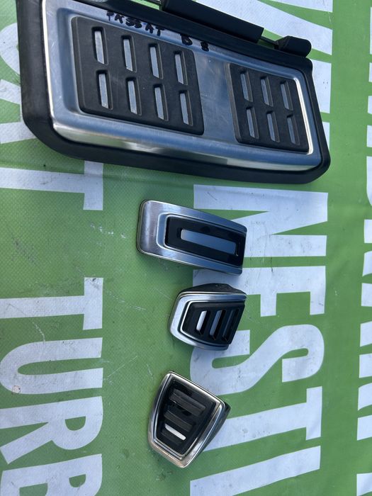 Set pedale Volkswagen Passat B8 pentru cutie manuală