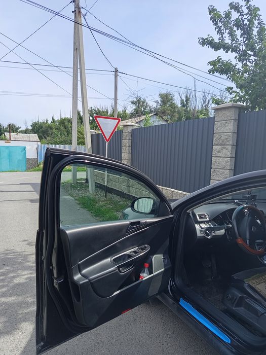 Vollkswagen Passat B6 2007.