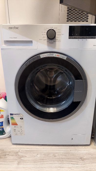 Mașină de spălat Arctic 9 kg