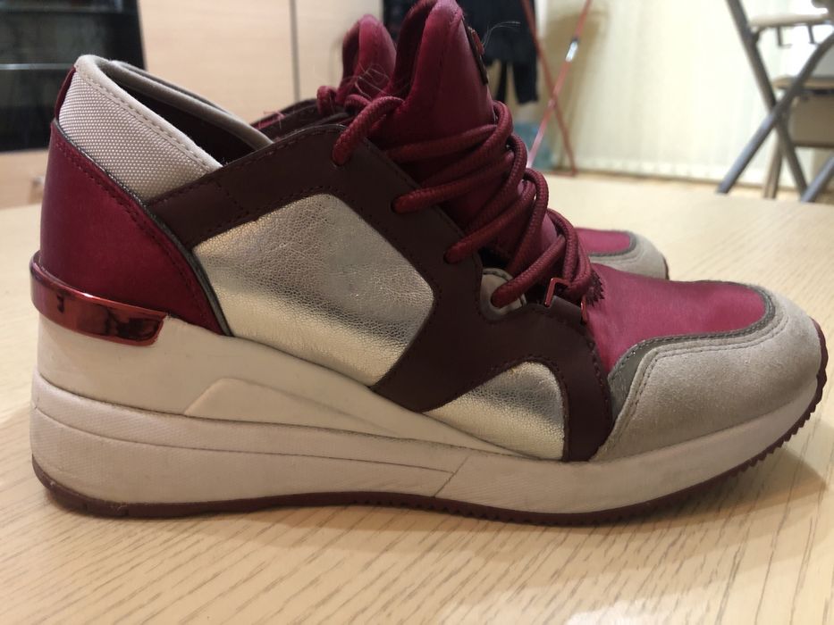 Кецове майкъл корс 36 размер