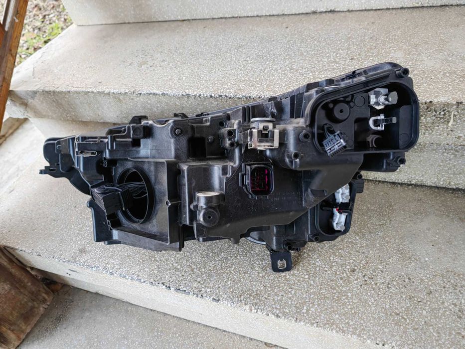 Фар Audi E-Tron LED Десен/Фар Ауди Е-Трон Оригинален